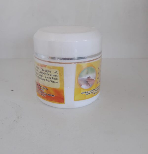 Apitoxina